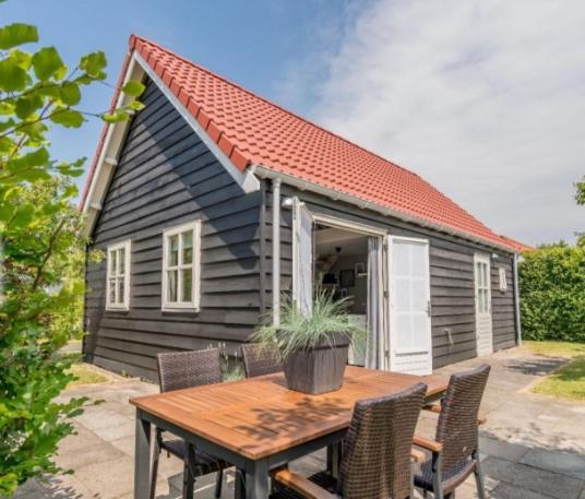 'T Schouws Uusje Villa Burgh-Haamstede Exterior photo